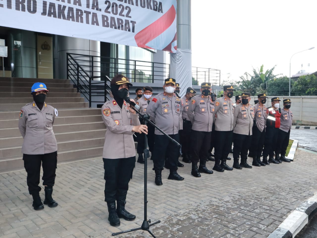 114 Siswa Bintara Polri Angkatan 45 SPN PMJ, Ikuti Latja Di Jajaran Polres Metro Jakarta Barat