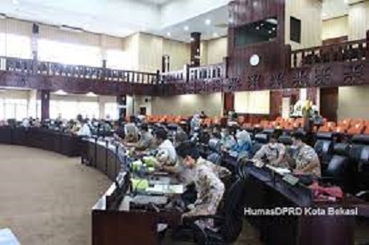 Rehabilitasi Gedung Rapat DPRD Kota Bekasi Tak Jelas, Dewan Dilecehkan