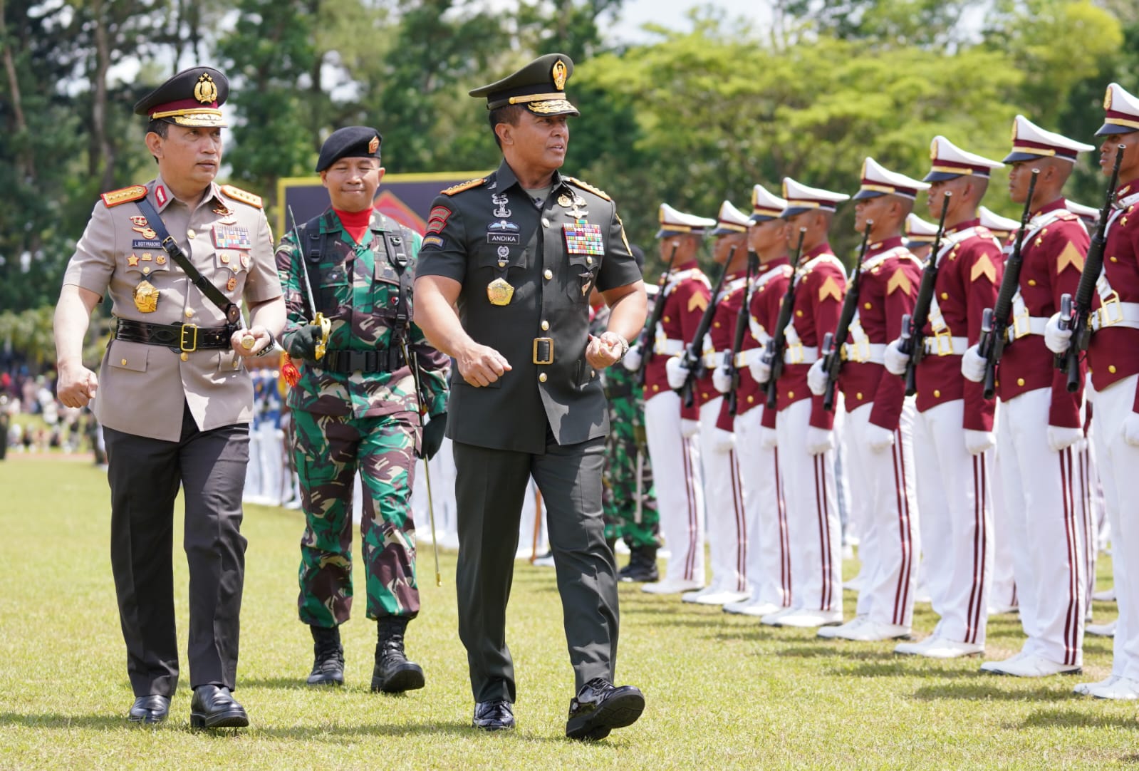 Pesan Kapolri Kepada 1.028 Taruna: Sinergisitas TNI-Polri Akan Menjamin Stabilitas Keamanan dan Poli