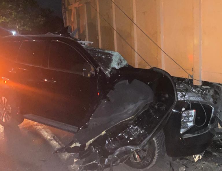 Mobil Dinas Pajero Membawa Pj. Bupati Aceh Timur Kecelakaan di Pidie Jaya