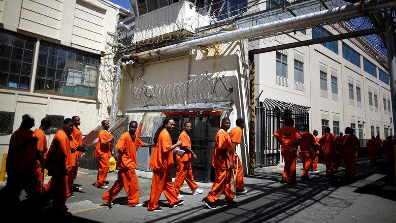  Kerusuhan Penjara Kalifornia, 8 Petugas 7 Tahanan Cedera