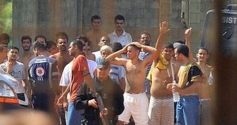  Penjara Brasil Rusuh, 57 Napi Tewas