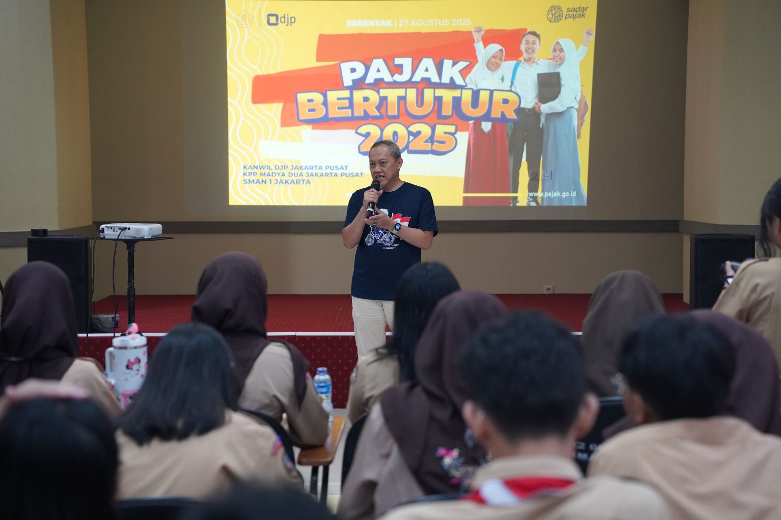 Sehari Mengenal Selamanya Bangga, Kanwil DJP Jakpus Laksanakan Program Pajak Bertutur 