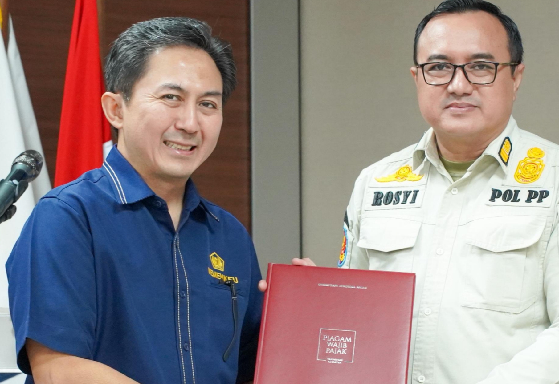 Kanwil DJP Jakpus Gelar Forum Konsultasi Publik 2025 dan Penyerahan Piagam Wajib Pajak