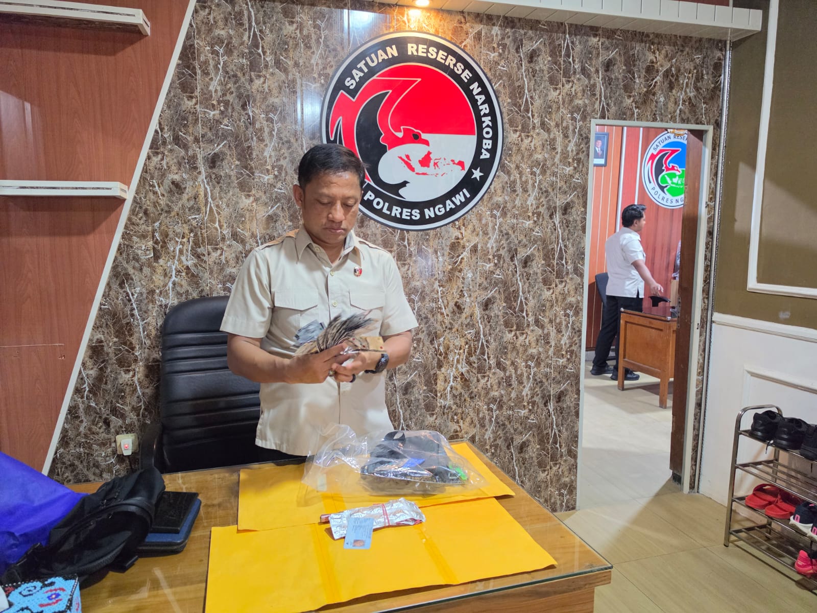 Satnarkoba Polres Ngawi Ungkap Peredaran Obat Keras Ilegal, Satu Pelaku Diamankan