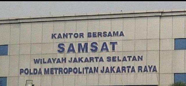 Ini Sebabnya Wajib Pajak Tak Risau Bawa Anak Saat Urus Surat Kendaraan di Samsel