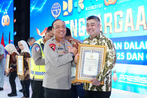 Wakapolri Sampaikan Penghargaan Pendukung Operasi Lilin 2025 & Ketupat 2026