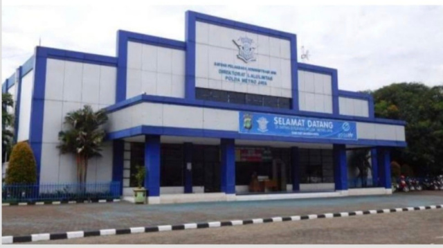 Pemohon Nilai Layanan Satpas SIM Daan Mogot Cepat dan Sangat Membantu