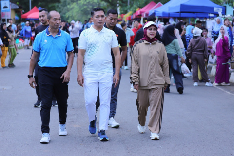 Danlanud Sultan Hasanuddin Sapa Warga dan Dukung UMKM Lokal saat CFD 