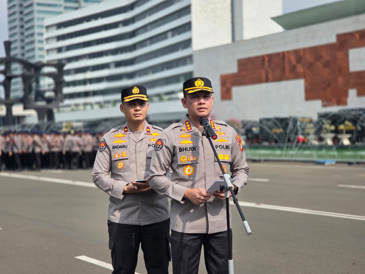 Mahasiswa Gelar Aksi Pendapat di DPR hingga Monas, Polda Metro Jaya Siagakan 6.675 Personel