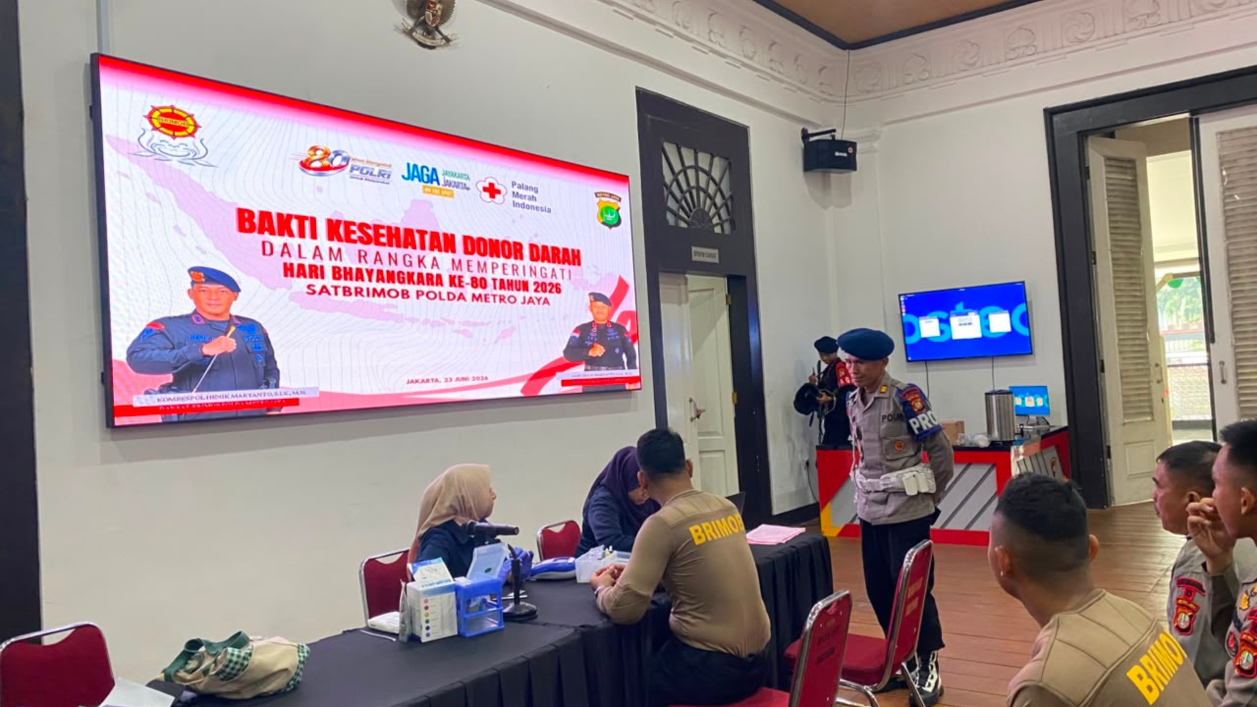 Brimob Polda Metro Gelar Donor Darah dI Hari Bhayangkara ke-80, Libatkan 100 Personel