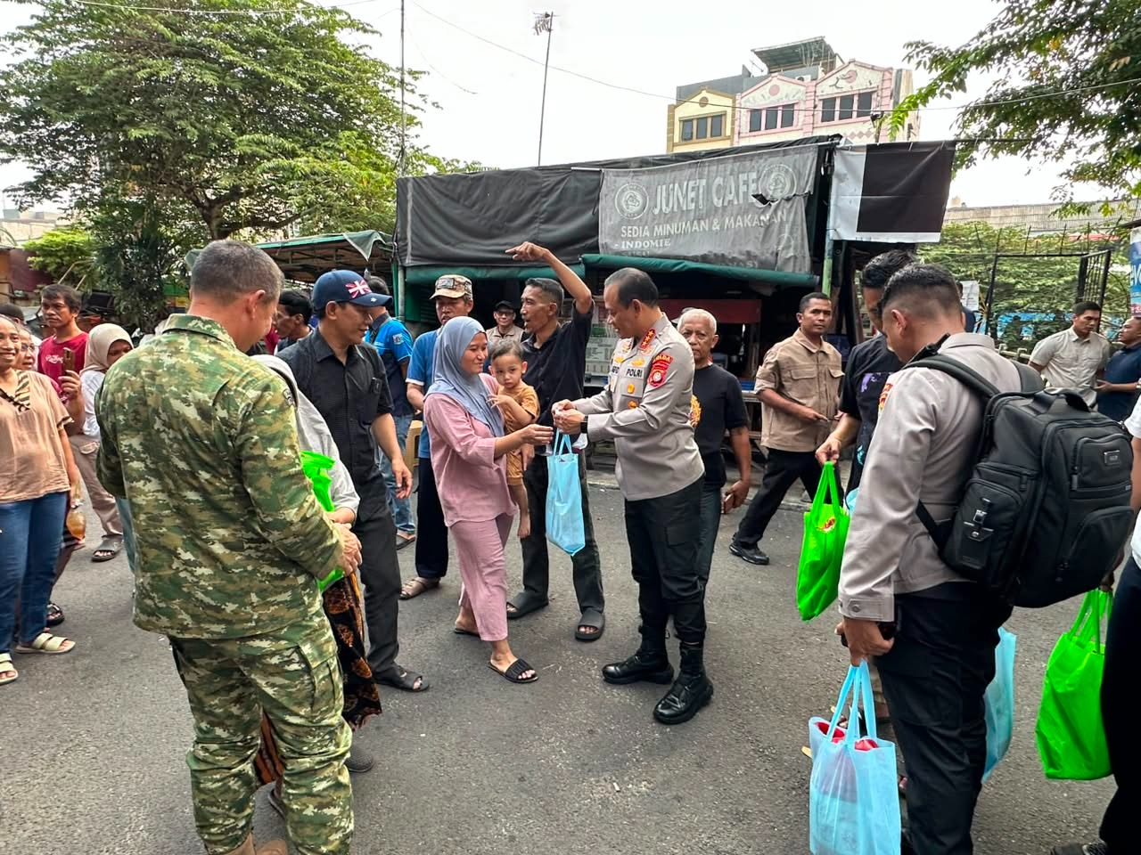 Kapolda dan Pangdam Jaya Serap Aspirasi Warga