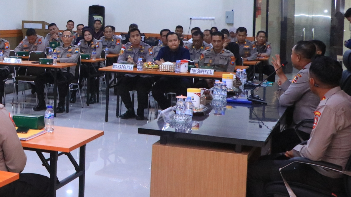 Wagub Akpol Supervisi Latihan Kerja Taruna Akpol Tingkat III di Polres Ngawi