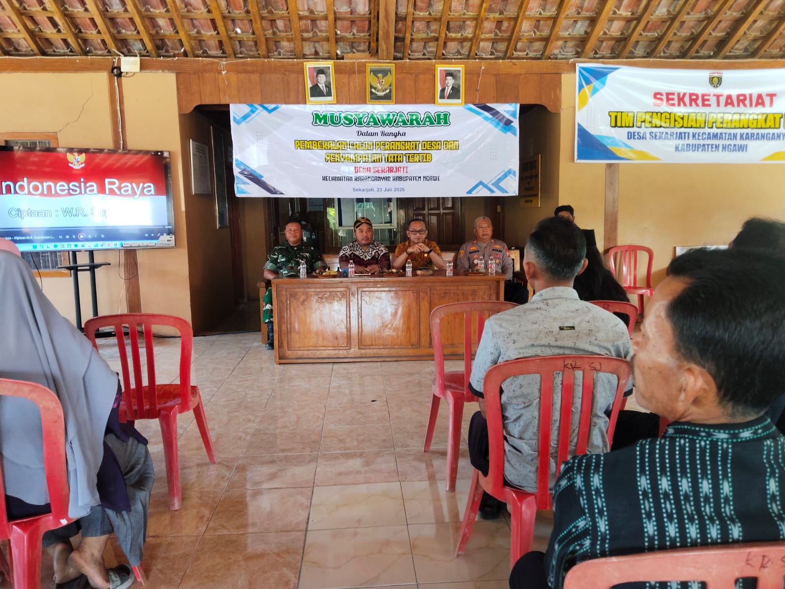 Danramil 15/Karanganyar Berikan  Pembekalan Calon Perangkat Desa