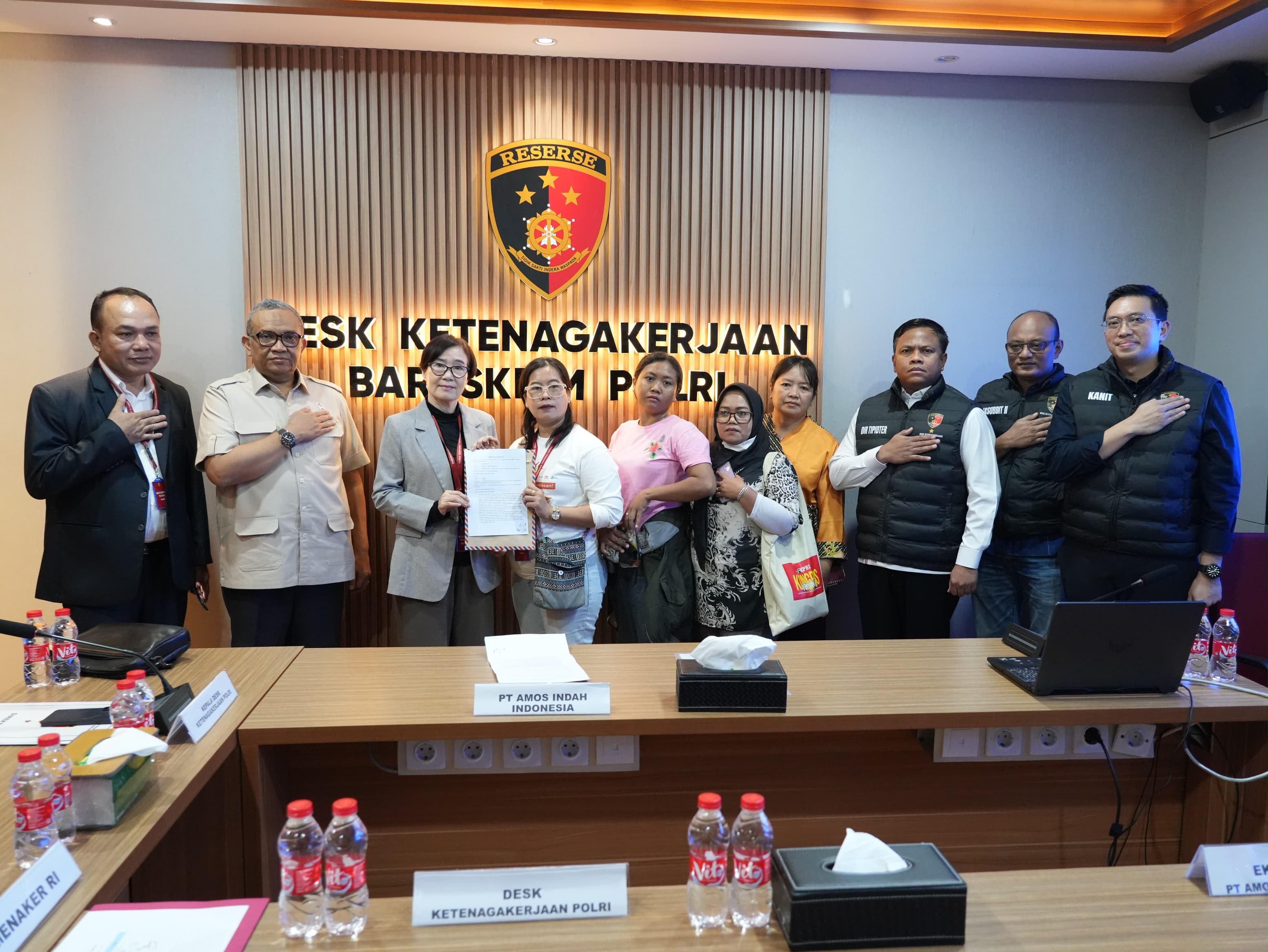 Desk Ketenagakerjaan Polri dan Kemnaker Selesaikan Perselisihan PHK 134 Pekerja 