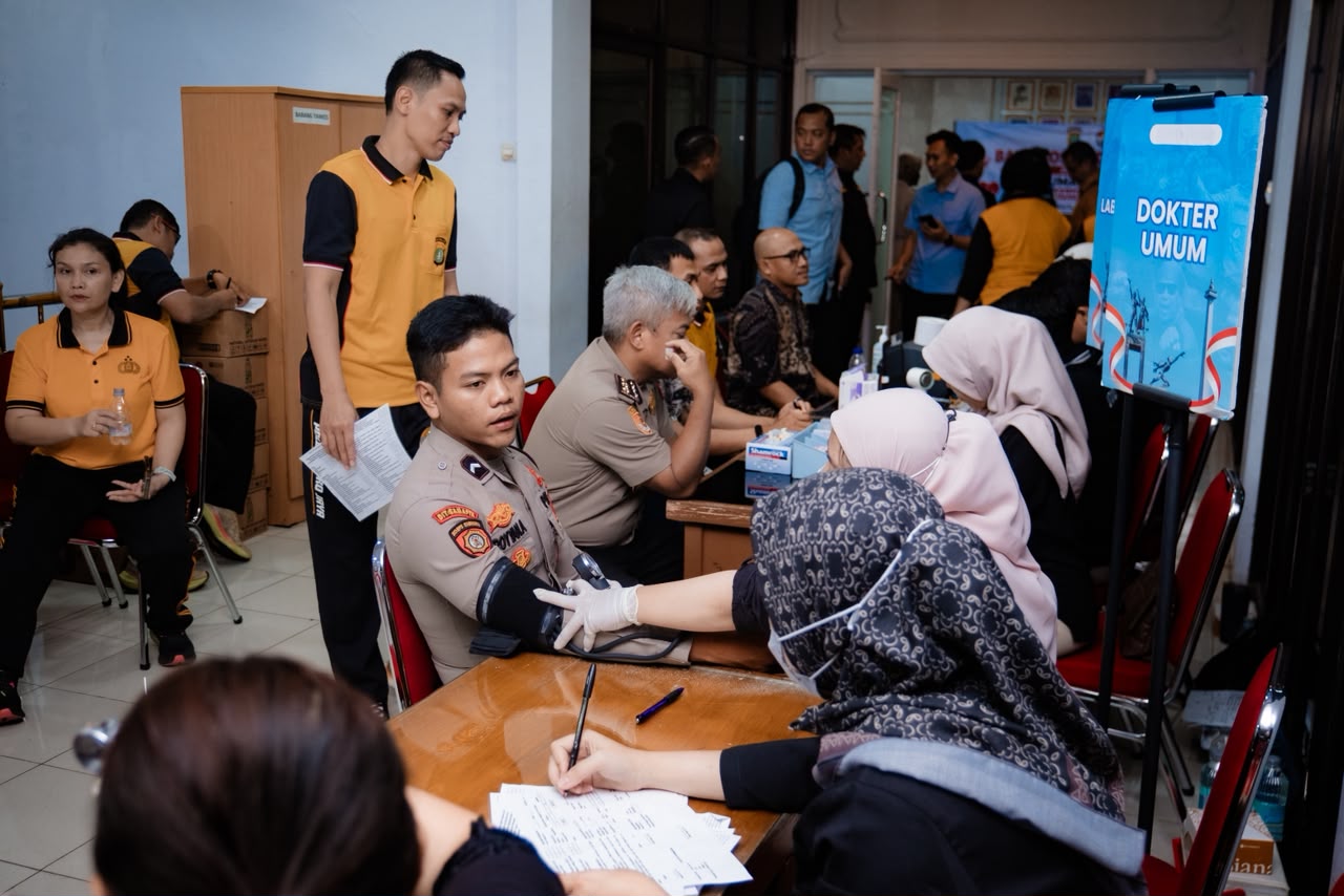 Donor Darah Warnai Hari Jadi Ke-75 Humas Polri, Bidhumas Polda Metro Dorong Kepedulian Kemanusiaan