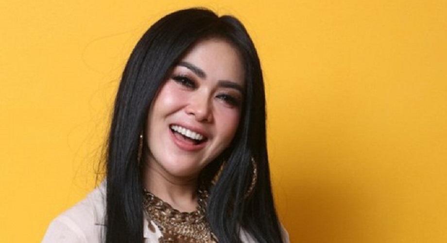Syahrini Diusir Satpam